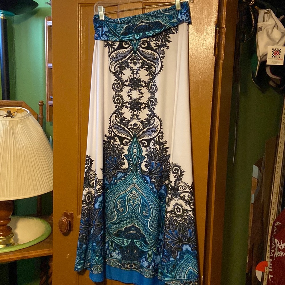 Maxi skirt
